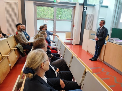 Begrüßung durch Rektor Gerd Teschke Begrüßung durch Rektor Gerd Teschke